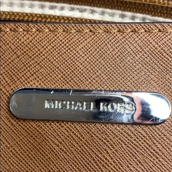 Michael Kors Colgate Tote - Picture 6 of 10